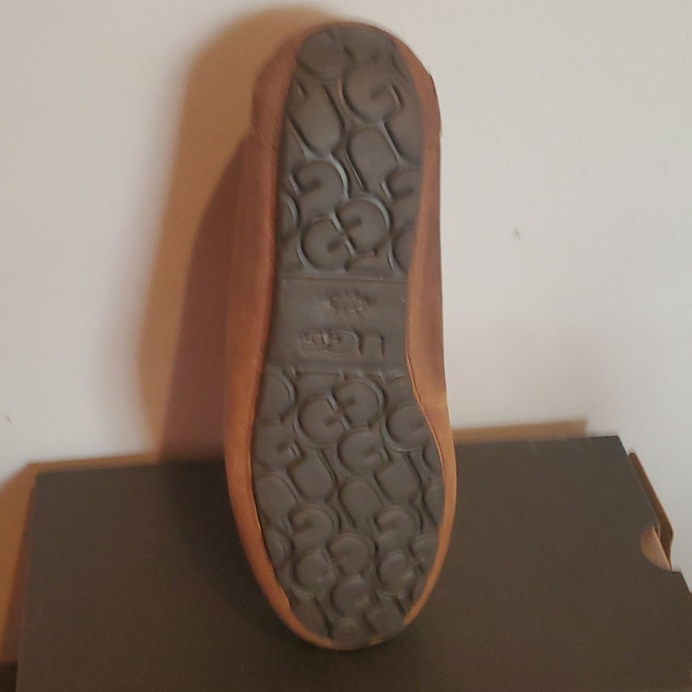 Slipper - Picture 2 of 2
